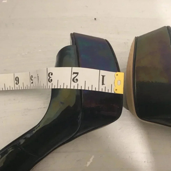 Brian Atwood Women's Bambola Pump Size 6 Platform Heels Chameleon Color Change - Picture 11 of 14